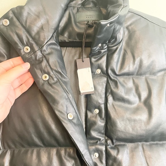 Blank NYC green Quilted Puffer Vest vegan leather womens Size XS - Picture 4 of 11
